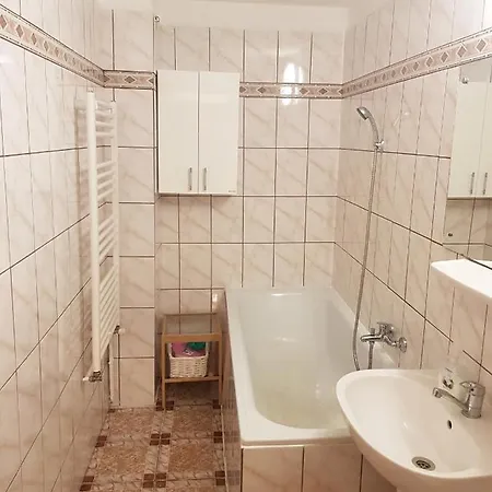 Apartament Mall *